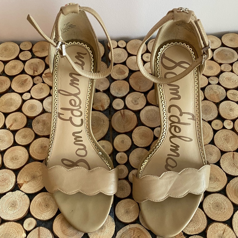 Sam Edelman heel